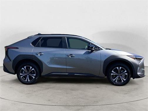 2025 Subaru Solterra Premium