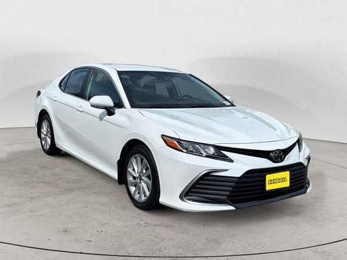 White 2022 Toyota Camry LE