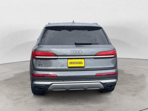 Samurai Gray Metallic 2025 Audi Q7 55 Premium Plus