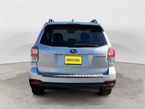 Ice Silver Metallic 2018 Subaru Forester 2.5i Premium