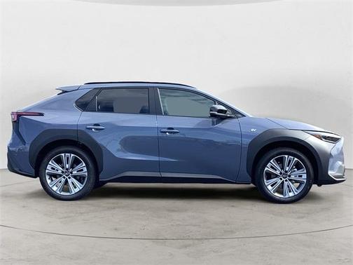2025 Subaru Solterra Limited