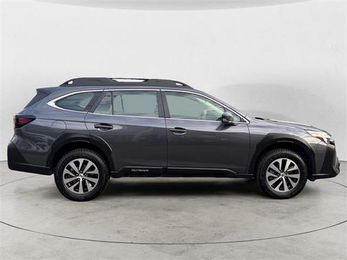 2025 Subaru Outback Base