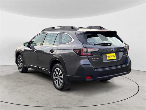 2025 Subaru Outback Base