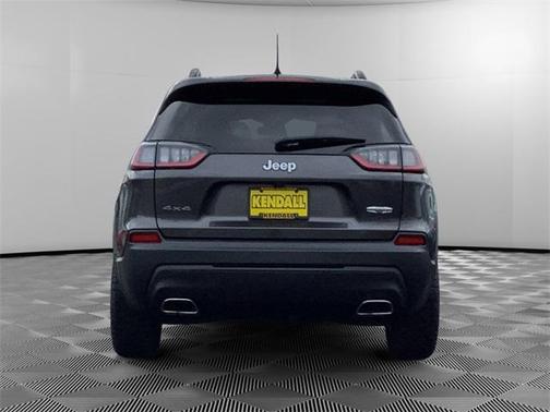 2022 Jeep Cherokee Latitude Lux