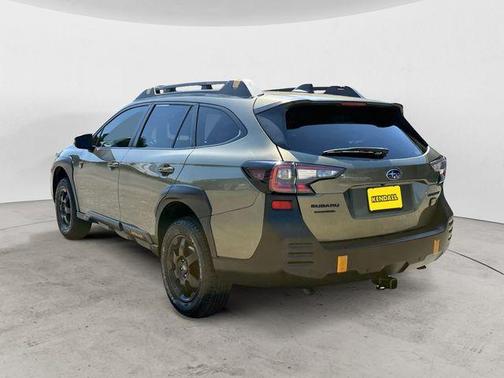 Autumn Green Metallic 2022 Subaru Outback Wilderness
