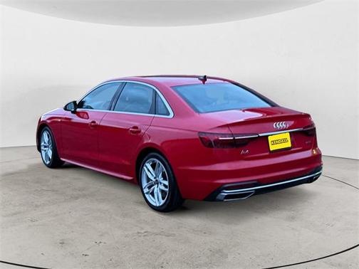 2023 Audi A4 45 S line Premium Plus