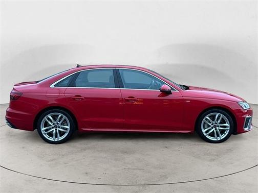 2023 Audi A4 45 S line Premium Plus