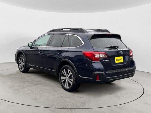 Dark Blue 2018 Subaru Outback 3.6R Limited