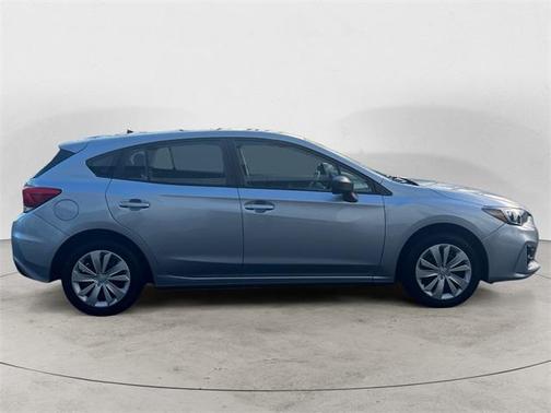 2019 Subaru Impreza 2.0i