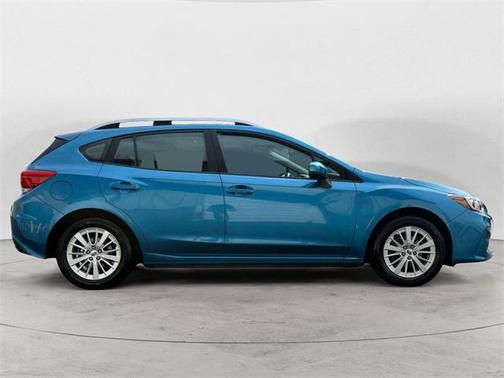 2018 Subaru Impreza 2.0i Premium