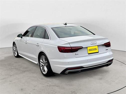 2024 Audi A4 45 S line quattro Premium