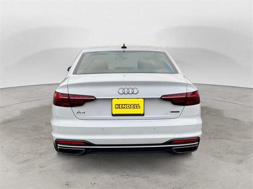 2024 Audi A4 45 S line quattro Premium