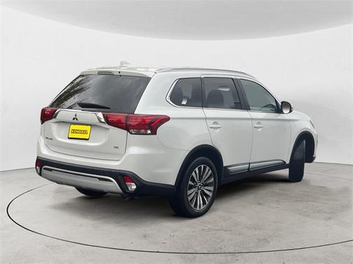 2020 Mitsubishi Outlander SEL