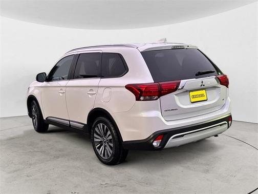 2020 Mitsubishi Outlander SEL