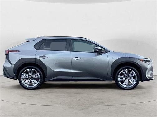 2025 Subaru Solterra Limited