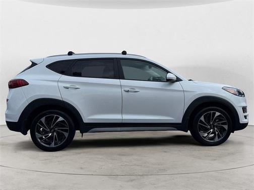 2020 Hyundai TUCSON Sport