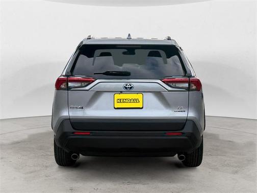 2023 Toyota RAV4 Hybrid LE