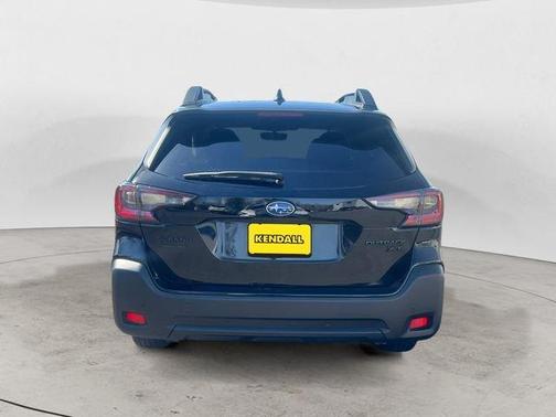 Crystal Black Silica 2023 Subaru Outback Onyx Edition XT