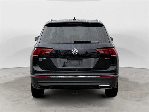2019 Volkswagen Tiguan 2.0T SEL Premium