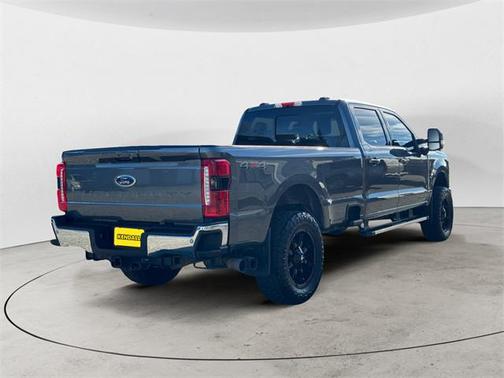 2024 Ford F-350 Lariat Super Duty