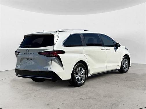 2021 Toyota Sienna Limited