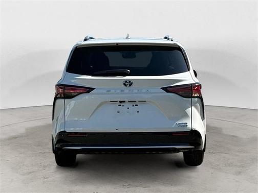 2021 Toyota Sienna Limited
