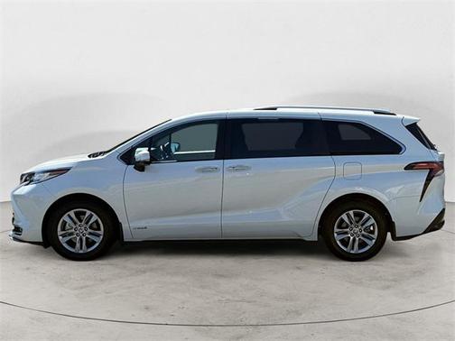 2021 Toyota Sienna Limited
