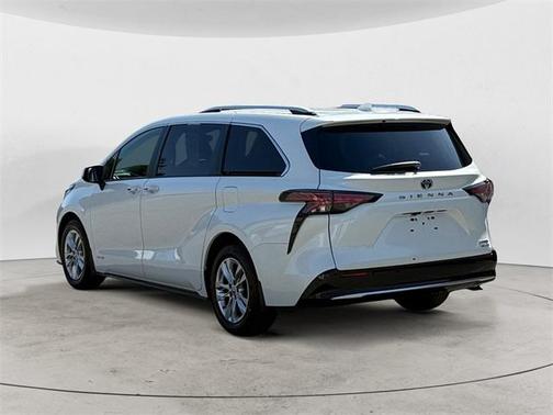 2021 Toyota Sienna Limited