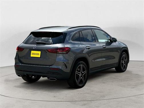 2021 Mercedes-Benz GLA 250 Base 4MATIC
