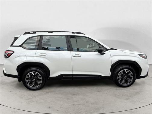 2025 Subaru Forester Base
