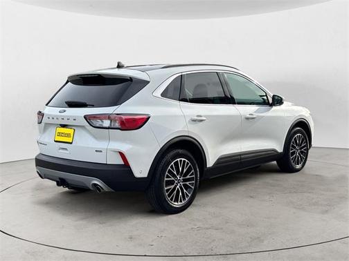 2021 Ford Escape PHEV Titanium
