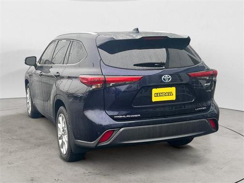 2022 Toyota Highlander Hybrid Limited