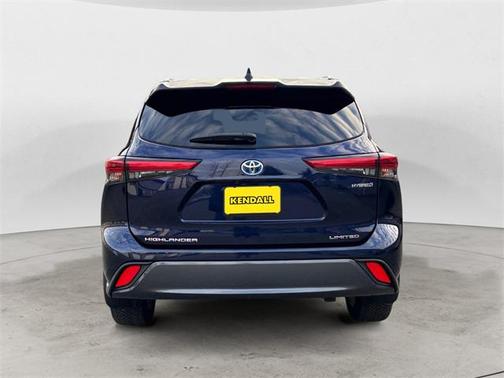 2022 Toyota Highlander Hybrid Limited