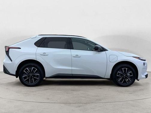 2026 Subaru Solterra Premium