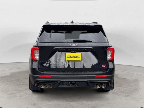 Black 2022 Ford Explorer ST