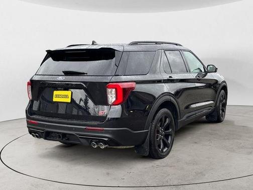 Black 2022 Ford Explorer ST