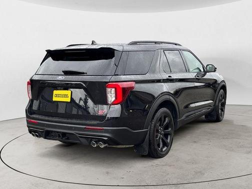 Black 2022 Ford Explorer ST