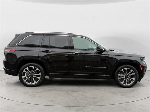 2024 Jeep Grand Cherokee Overland