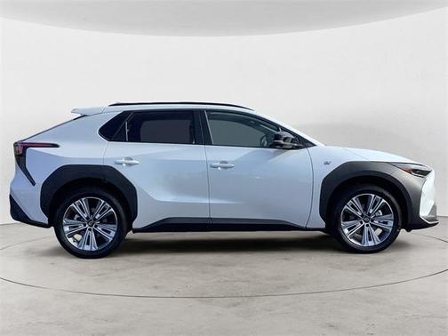 2025 Subaru Solterra Limited
