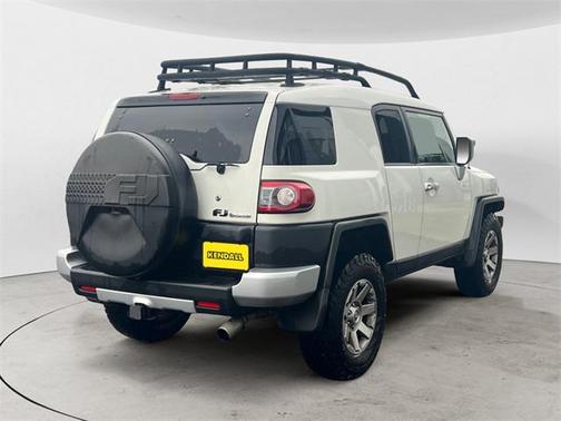 2014 Toyota FJ Cruiser Base