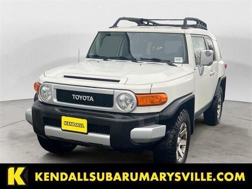 2014 Toyota FJ Cruiser Base