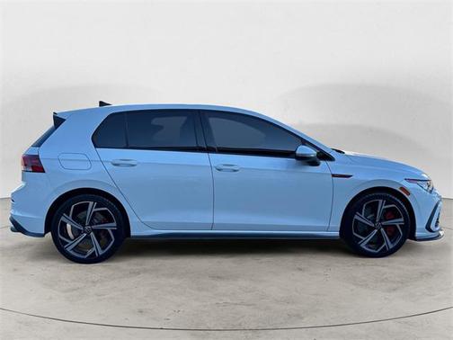 2024 Volkswagen Golf GTI 2.0T SE