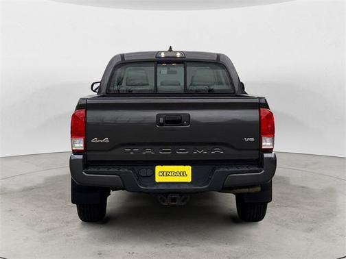 2017 Toyota Tacoma SR