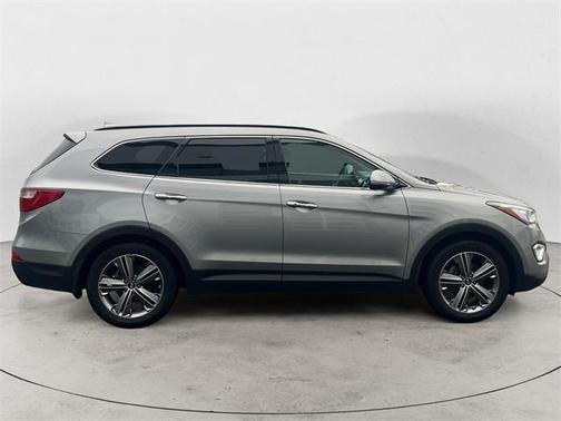 2016 Hyundai SANTA FE Limited