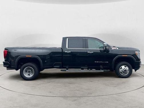 2023 GMC Sierra 3500 Denali