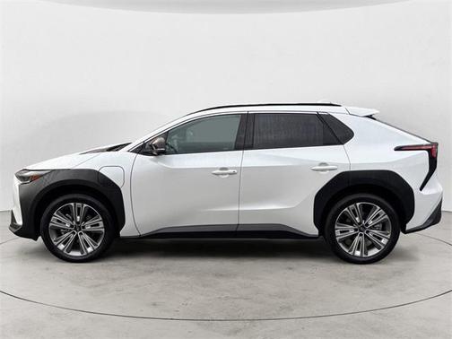 2024 Subaru Solterra Touring