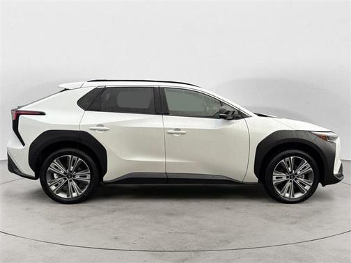 2024 Subaru Solterra Touring