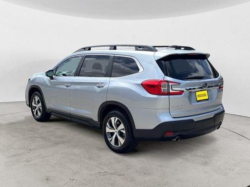 Ice Silver Metallic 2025 Subaru Ascent Premium