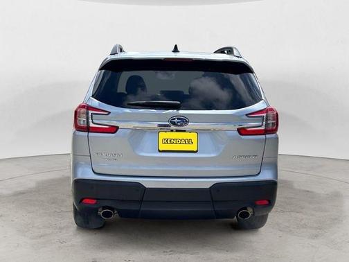 Ice Silver Metallic 2025 Subaru Ascent Premium