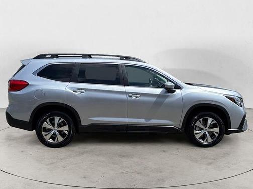 Ice Silver Metallic 2025 Subaru Ascent Premium